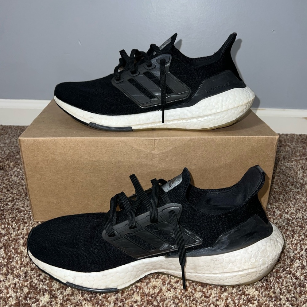 Ultraboost 2021 black